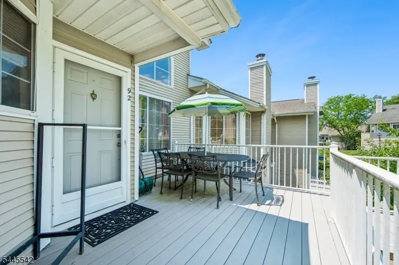 92 Ashley Ct, The Hills, NJ 07921 - #1