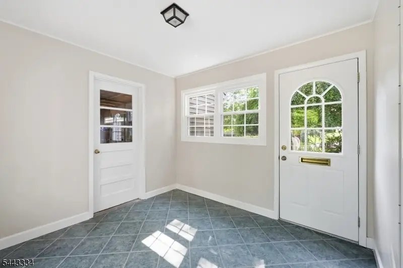 15 Deerhead Dr, Martinsville, NJ 08807 - #3