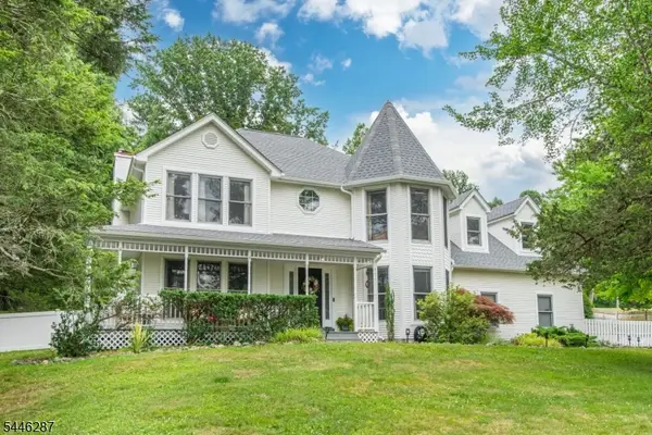 1 Victoria Pines Ln, Andover Twp., NJ 07848