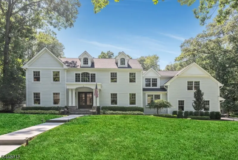 6 Butternut Rd, Allendale, NJ 07401 - #1