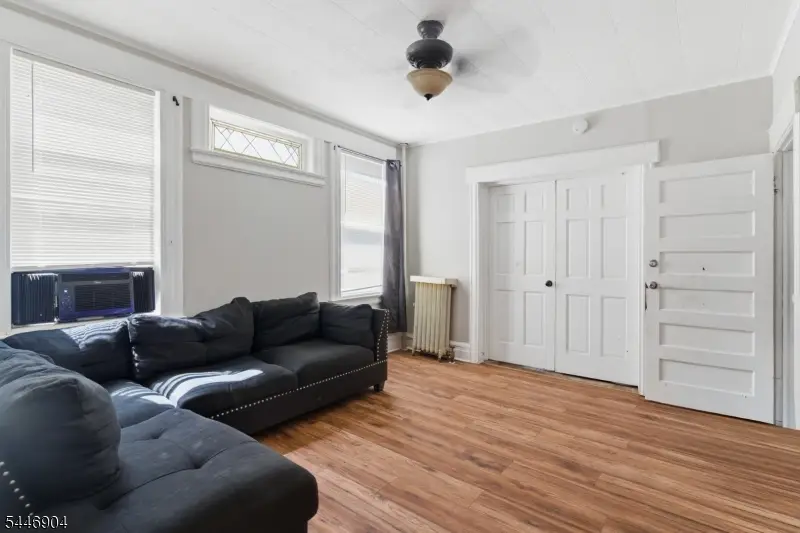 530 Norwood St, East Orange, NJ 07018 - #3