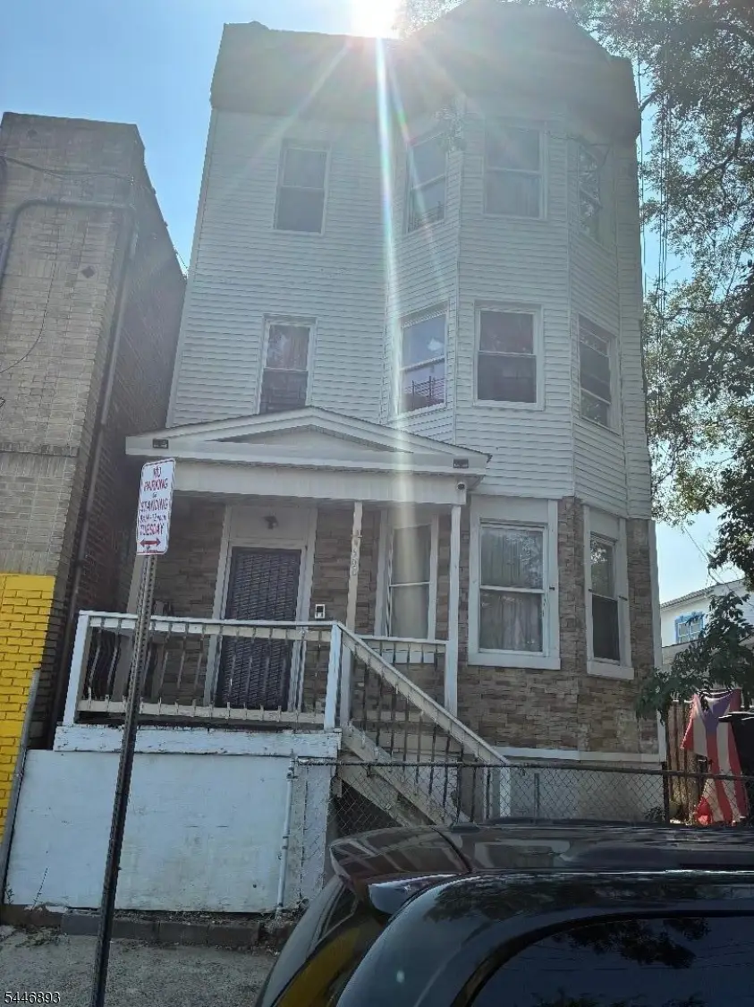 468 S 18th St #3, Newark, NJ 07103 - #1