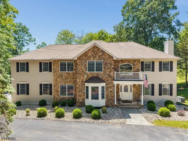 5 Elk Ridge Rd, Lebanon Twp., NJ 07830