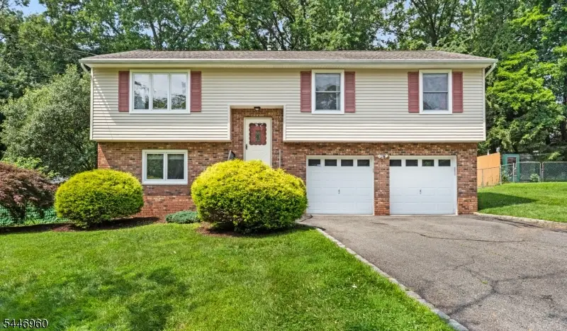 8 Reidar Dr, Succasunna, NJ 07876 - #2