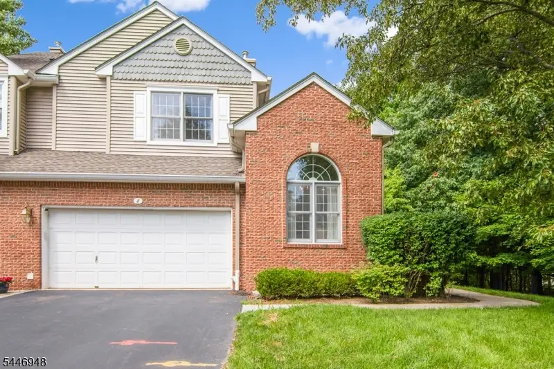 8 Clements Ct, Roseland, NJ 07068 - #2