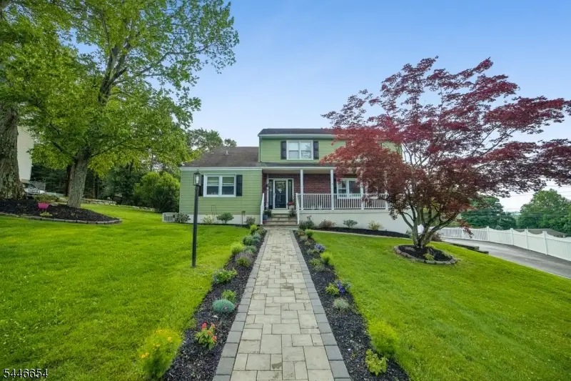 33 Frederick Dr, West Milford, NJ 07480 - #1