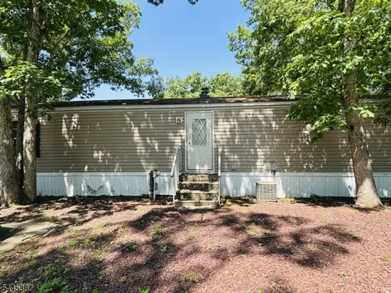 35 Roberts Road, Toms River, NJ 08755 - #3