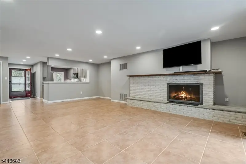 8G Dorado Dr #G, Morristown, NJ 07960 - #2