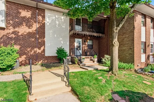 795-3 Eves Drive, Hillsborough Twp., NJ 08844
