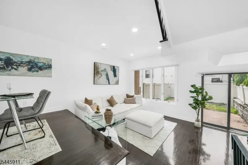 20 Veterans Way, Edgewater, NJ 07020 - #3