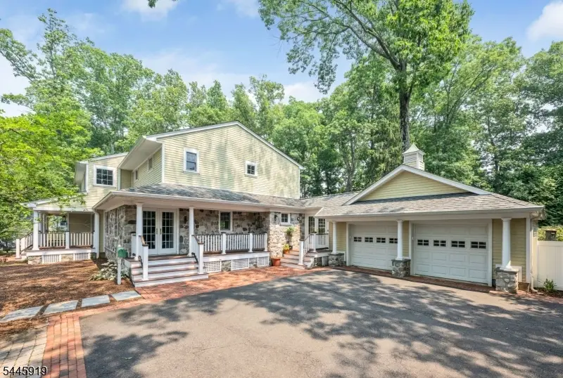 4 Burma Rd, Wyckoff, NJ 07481 - #3