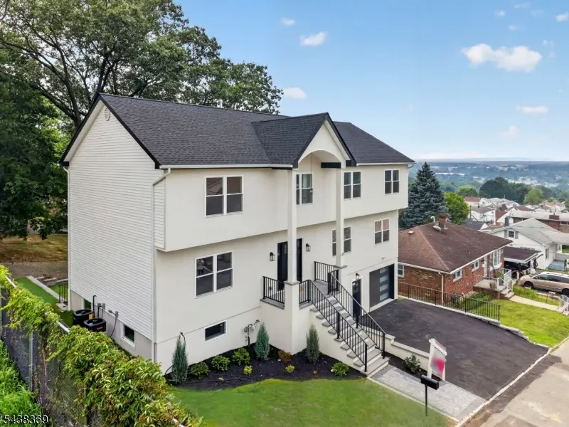 125 Cedarhurst Ave, Woodland Park, NJ 07424 - #2