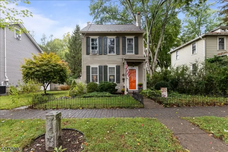 424 Hardwick St, Belvidere, NJ 07823 - #2