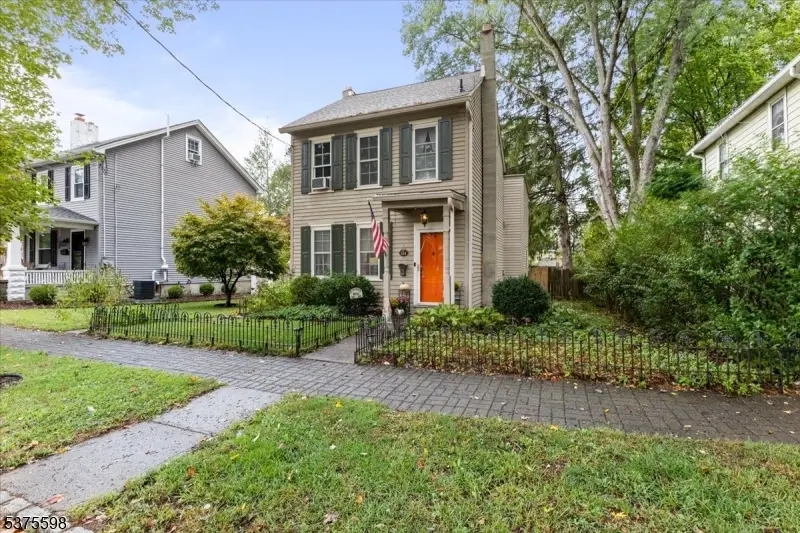 424 Hardwick St, Belvidere, NJ 07823 - #3