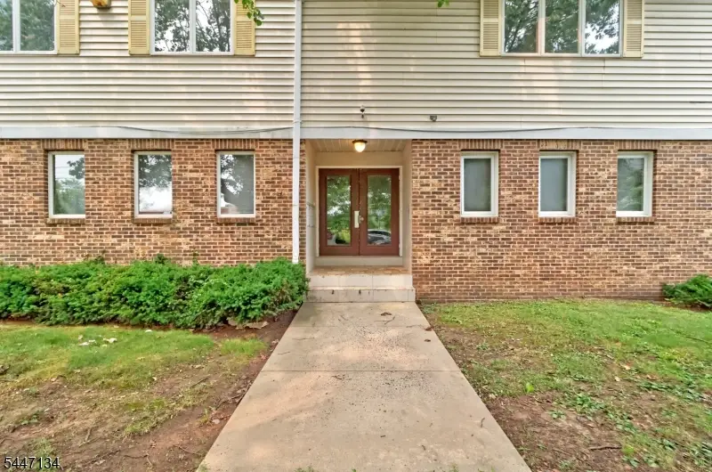 14-18 Lawrence St #3A, Watsessing, NJ 07003 - #1