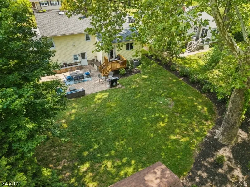 33 Edgar St, Summit, NJ 07901 - #2