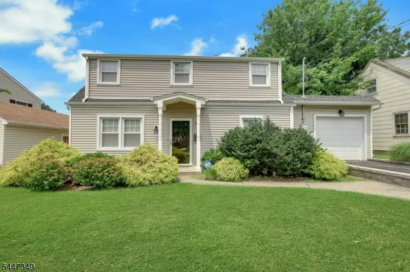 15 Lynne Ave, Hawthorne, NJ 07506 - #2