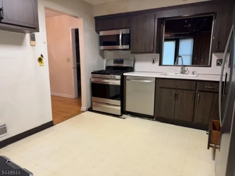 1008 Windsor Rd, Teaneck, NJ 07666 - #3