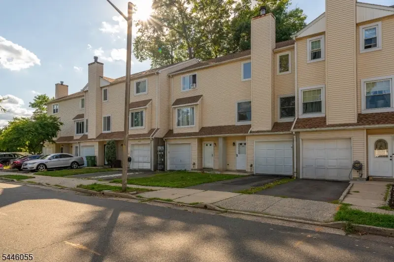 668 Jackson Ave, Roselle, NJ 07203 - #1