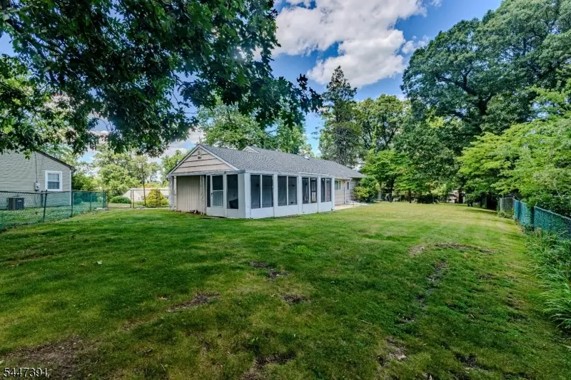 7 White Beech Ct, Ewing, NJ 08618 - #2