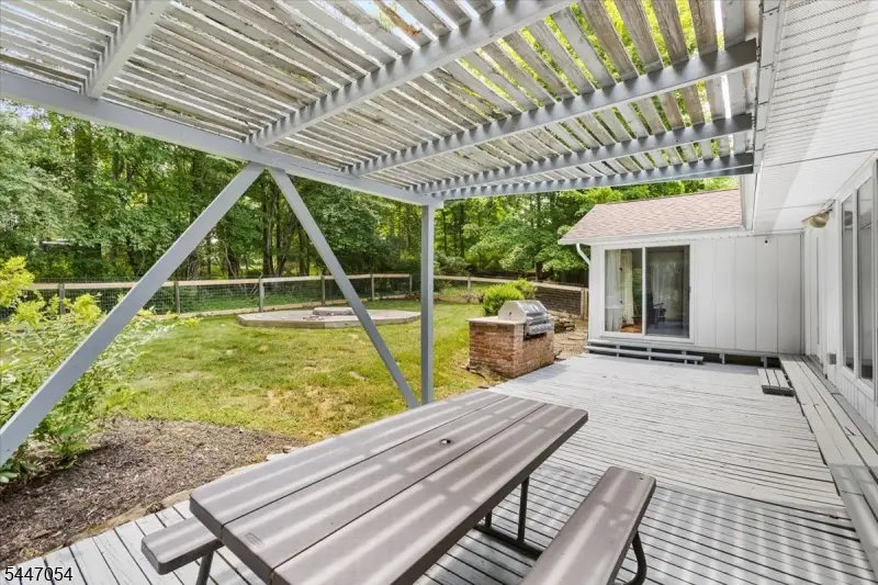 958 Cedar Dr, Stillwater, NJ 07860 - #3