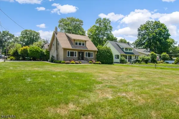 100 Mountain Ave, North Caldwell Boro, NJ 07006