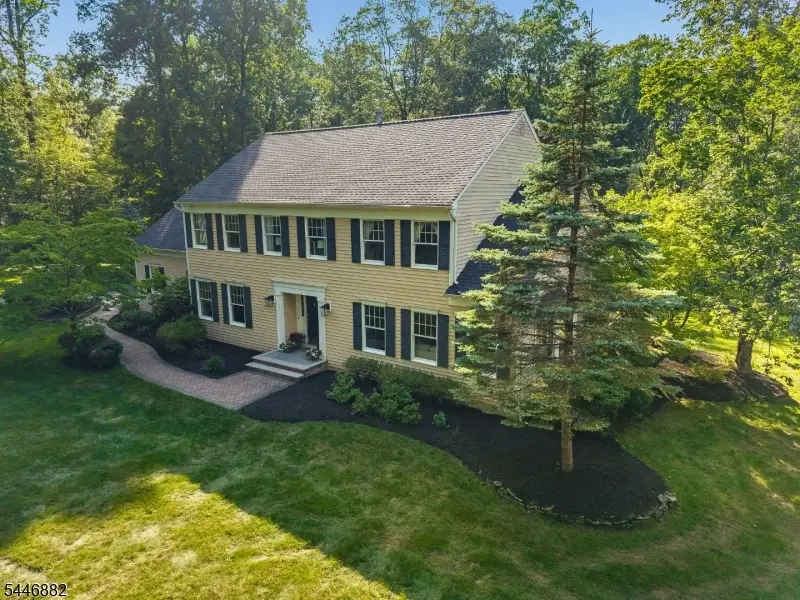 33 Willow Dr, Chester, NJ 07930 - #2