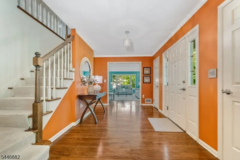 33 Willow Dr, Chester, NJ 07930 - #3