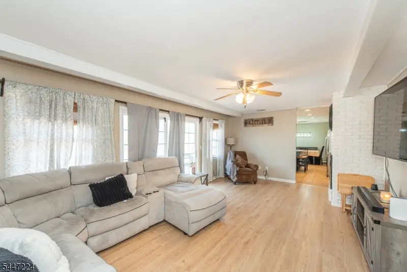 24 Valley View Trl, Lake Mohawk, NJ 07871 - #3