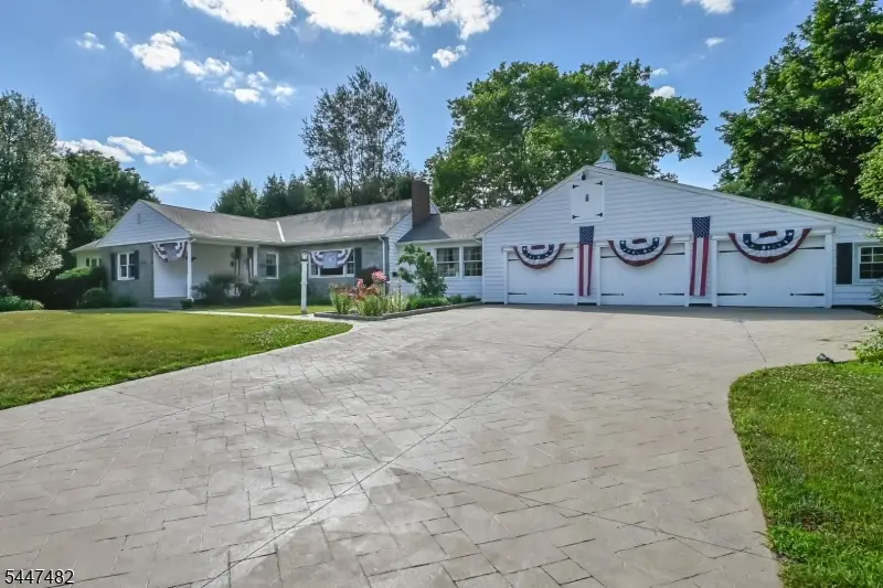 5 Pardun Ave, Milltown, NJ 08850 - #1