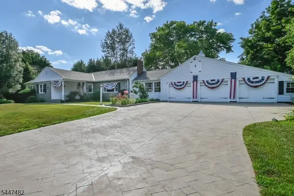 5 Pardun Ave, Milltown Boro, NJ 08850