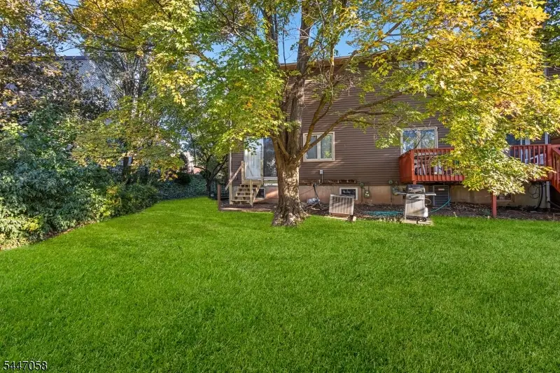 21 Sherwood Ct, Raritan, NJ 08822 - #3