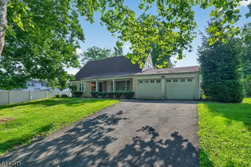 217 W Point Ave, Franklin, NJ 08873 - #2