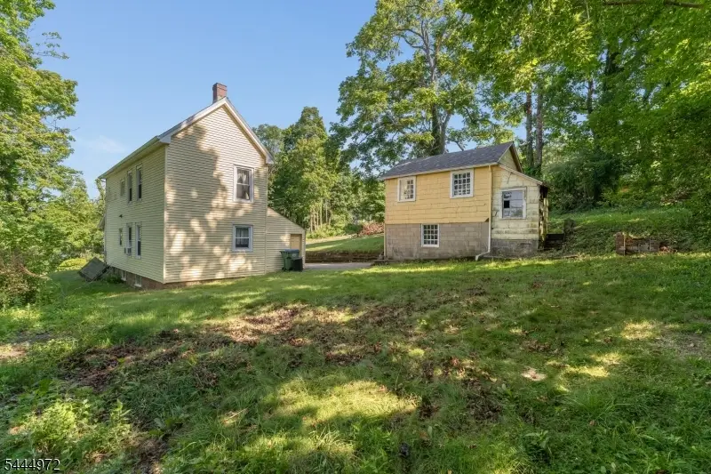 9 Central St, Lebanon, NJ 08833 - #2