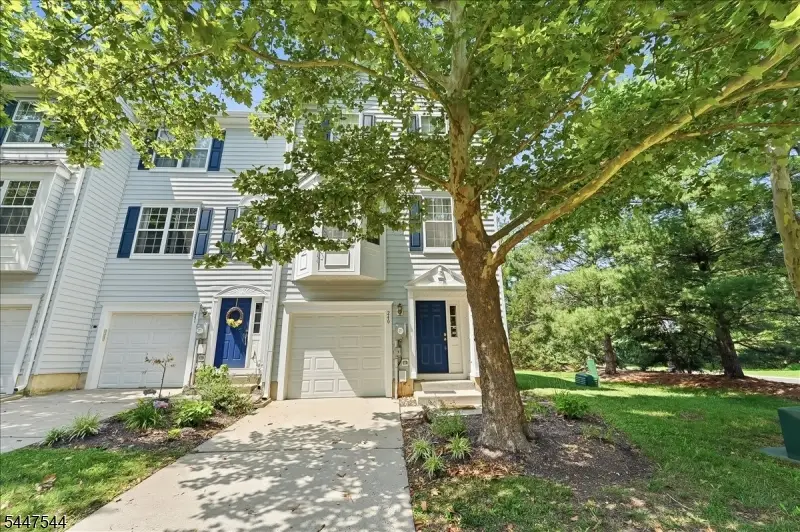 240 William Livingston Ct, Princeton, NJ 08540 - #1