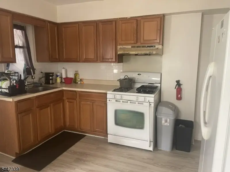 18 Sickle St, Dover, NJ 07801 - #3
