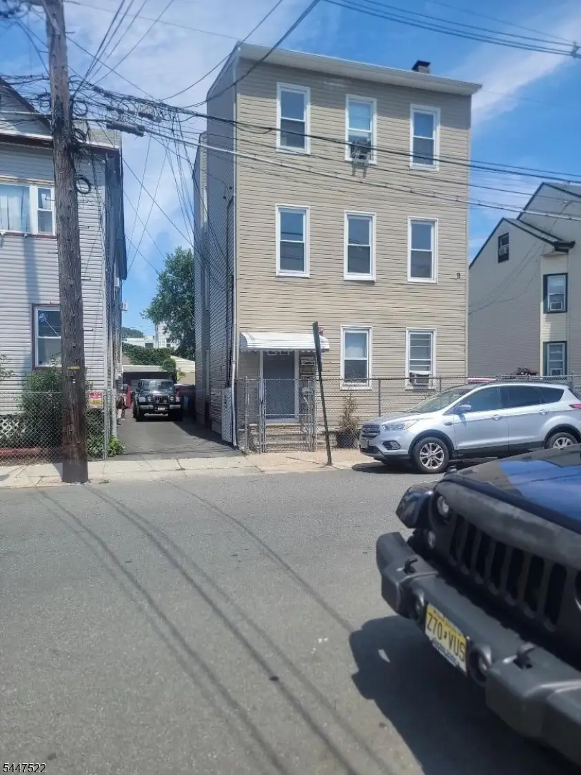40 Manchester Ave, Paterson, NJ 07502 - #2