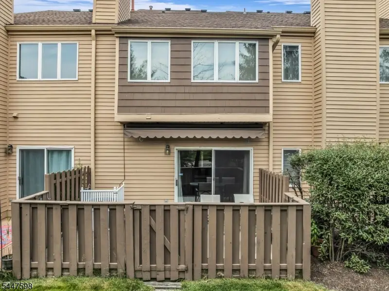 154 Leeds Ct #154, Madison, NJ 07940 - #3