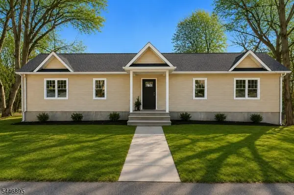 48 Northwood Dr, High Bridge Boro, NJ 08829