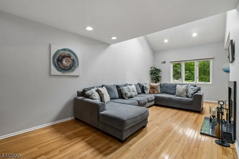 3 Fowler Dr, West Orange, NJ 07052 - #2
