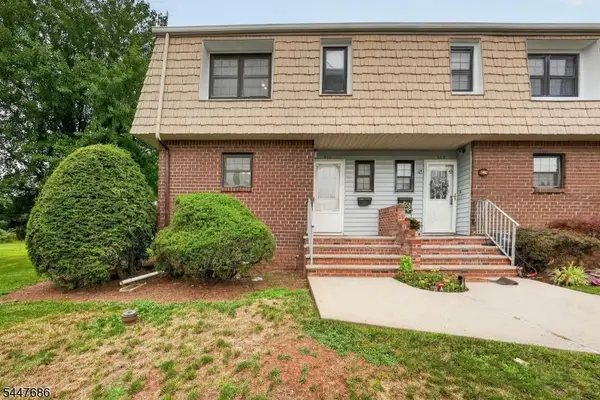 301 Windsor Ct, Hillsborough Twp., NJ 08844