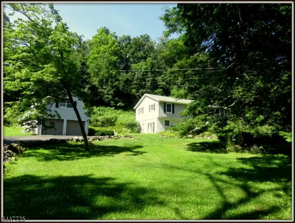 903 Dove Island Rd, Stillwater Twp., NJ 07860