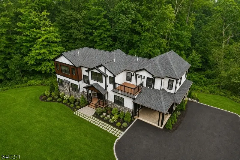49 Northwood Rd, Hopatcong, NJ 07849 - #3