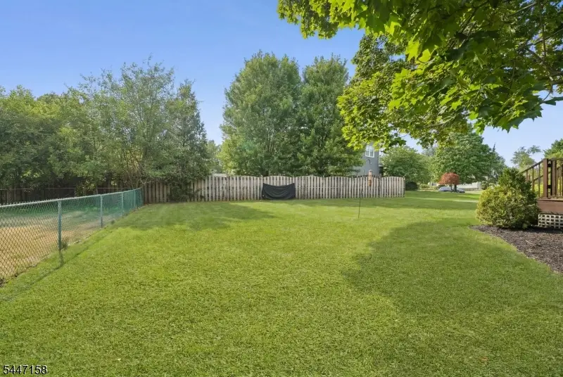 1 Witzling Ct, Raritan, NJ 08822 - #3
