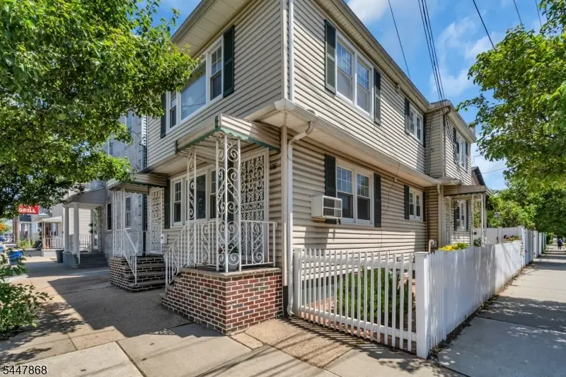 116 1st St, Harrison, NJ 07029 - #1