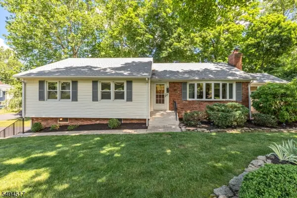 6 Deerfield Rd, New Providence Boro, NJ 07974