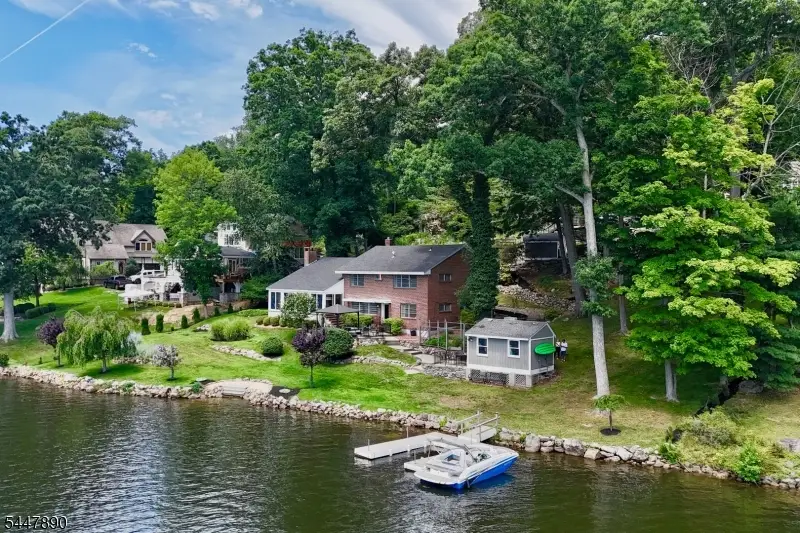 706 W Shore Trl, Lake Mohawk, NJ 07871 - #2
