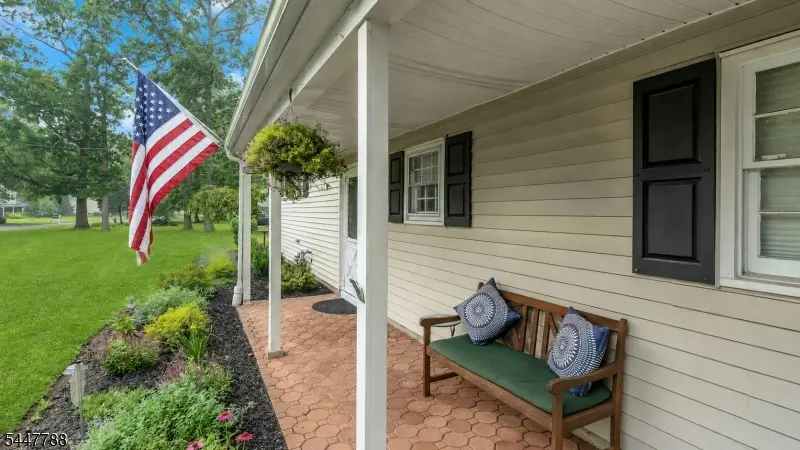 165 Greenwood Dr, Millington, NJ 07946 - #3