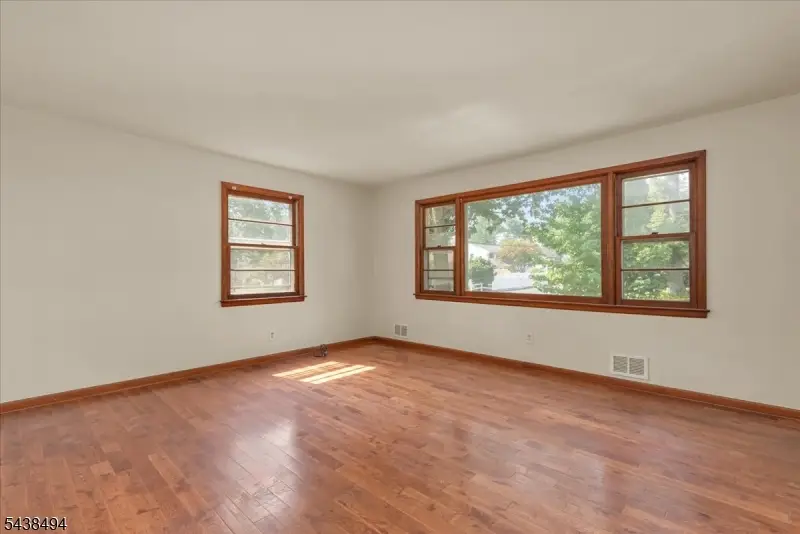 1133 Hetfield Ave, Scotch Plains, NJ 07076 - #2