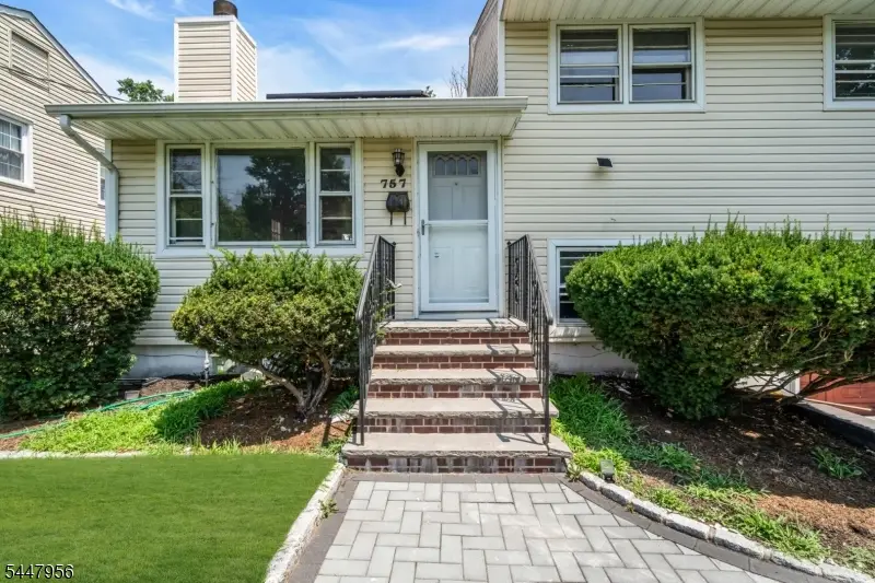 757 River Rd, Rahway, NJ 07065 - #2